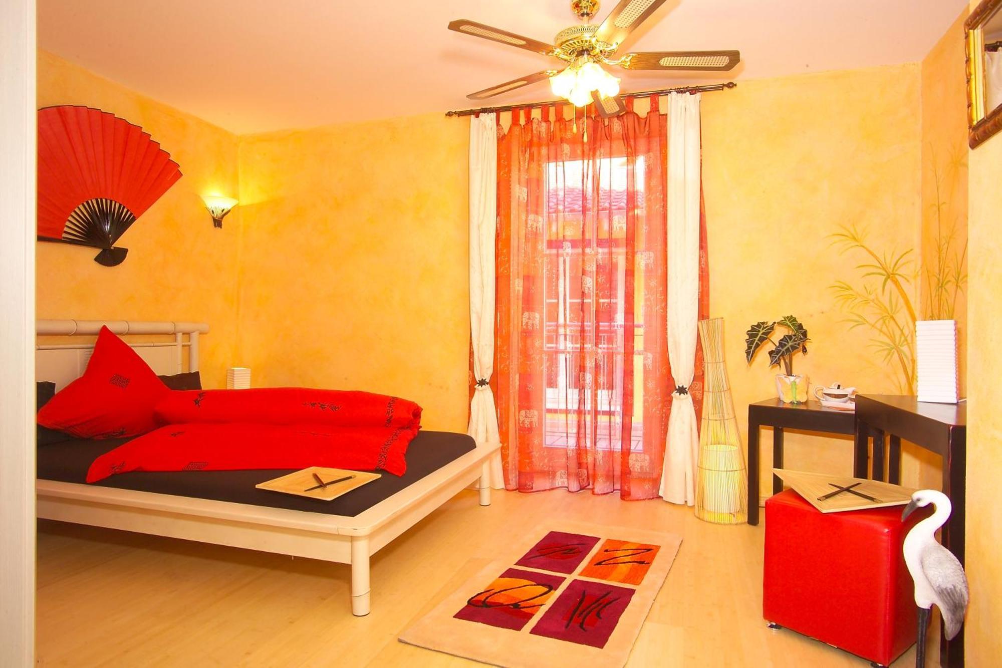 Cleo'S Hotel Kallstadt Ruang foto