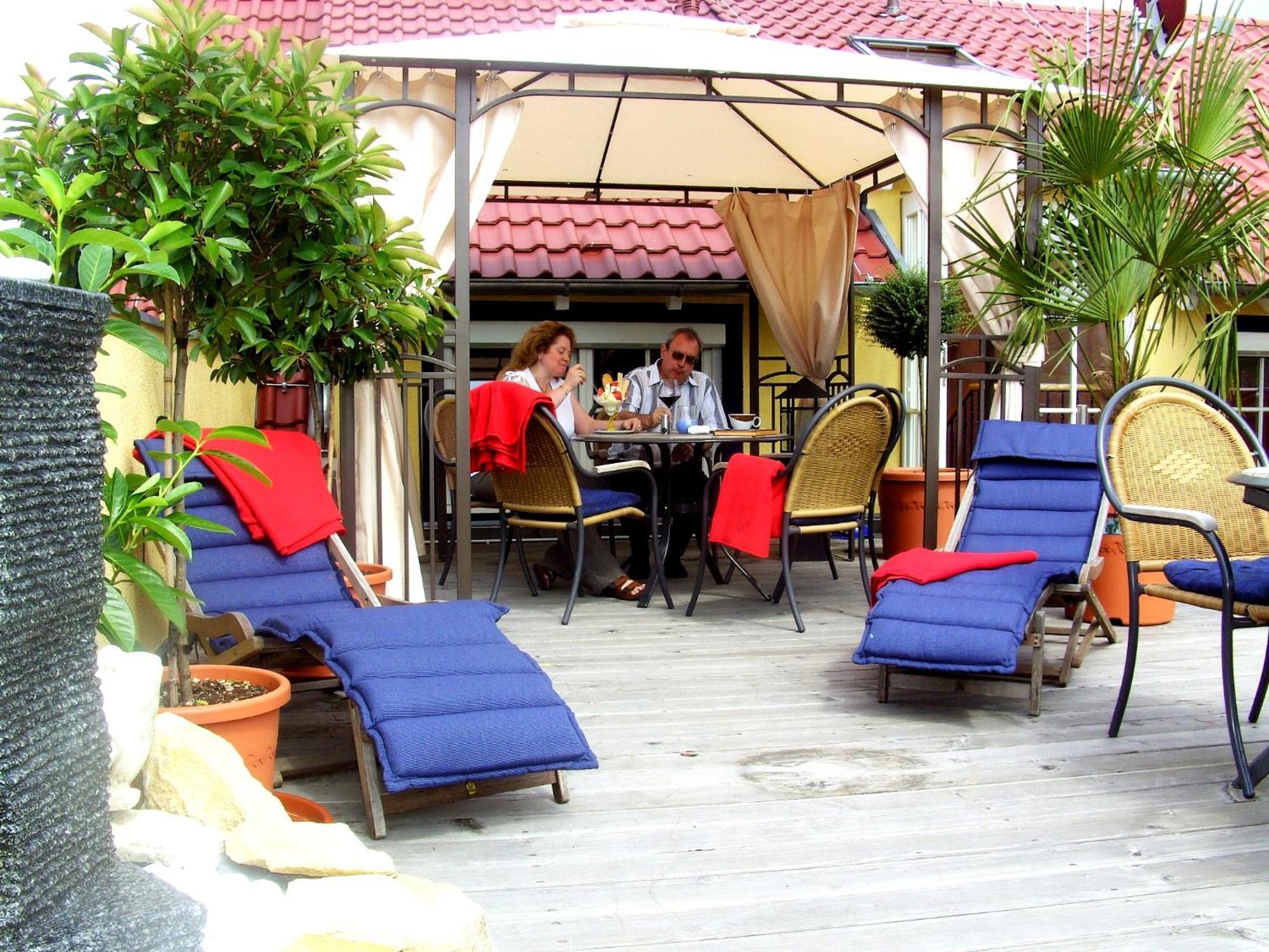 Cleo'S Hotel Kallstadt Bagian luar foto