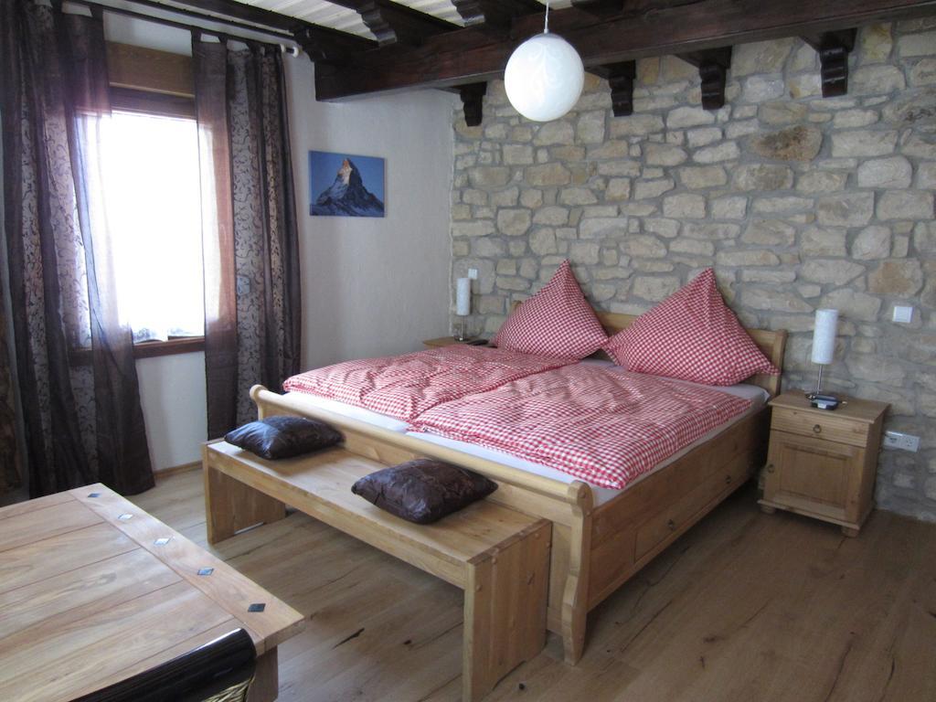 Cleo'S Hotel Kallstadt Ruang foto