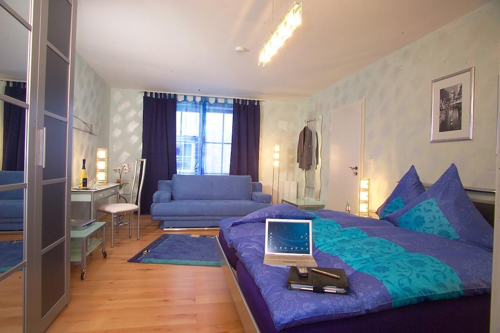 Cleo'S Hotel Kallstadt Ruang foto