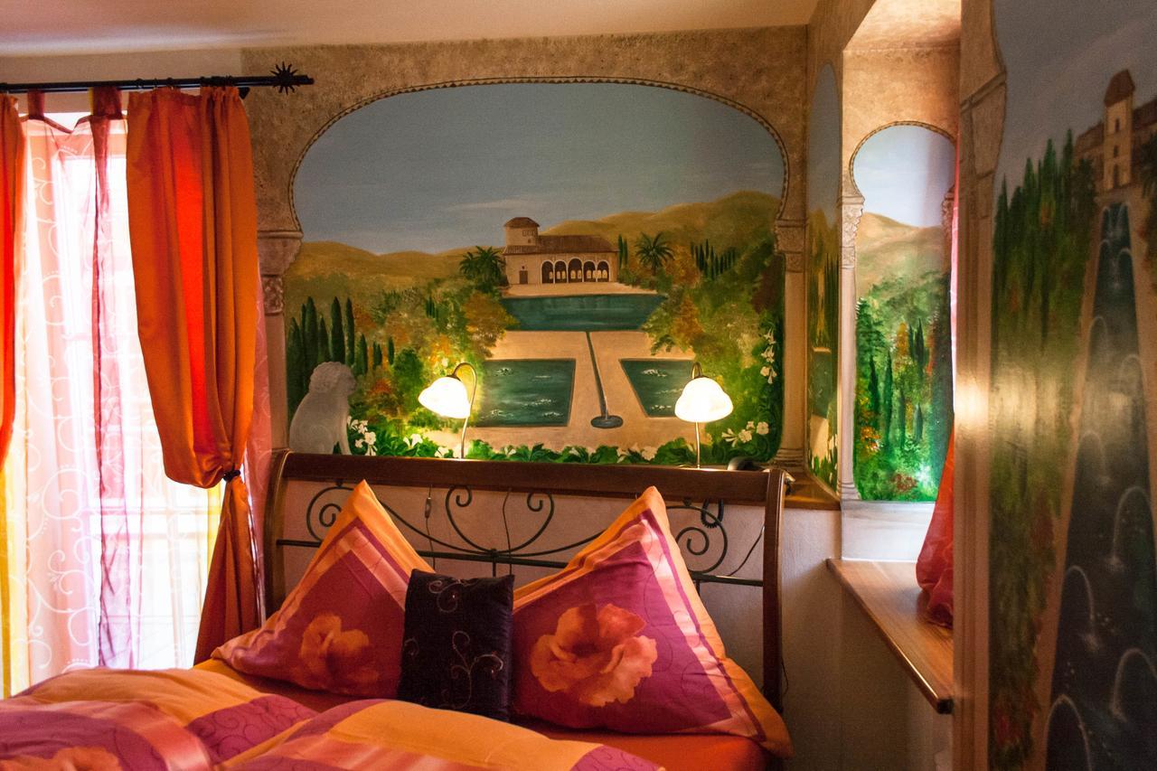 Cleo'S Hotel Kallstadt Bagian luar foto