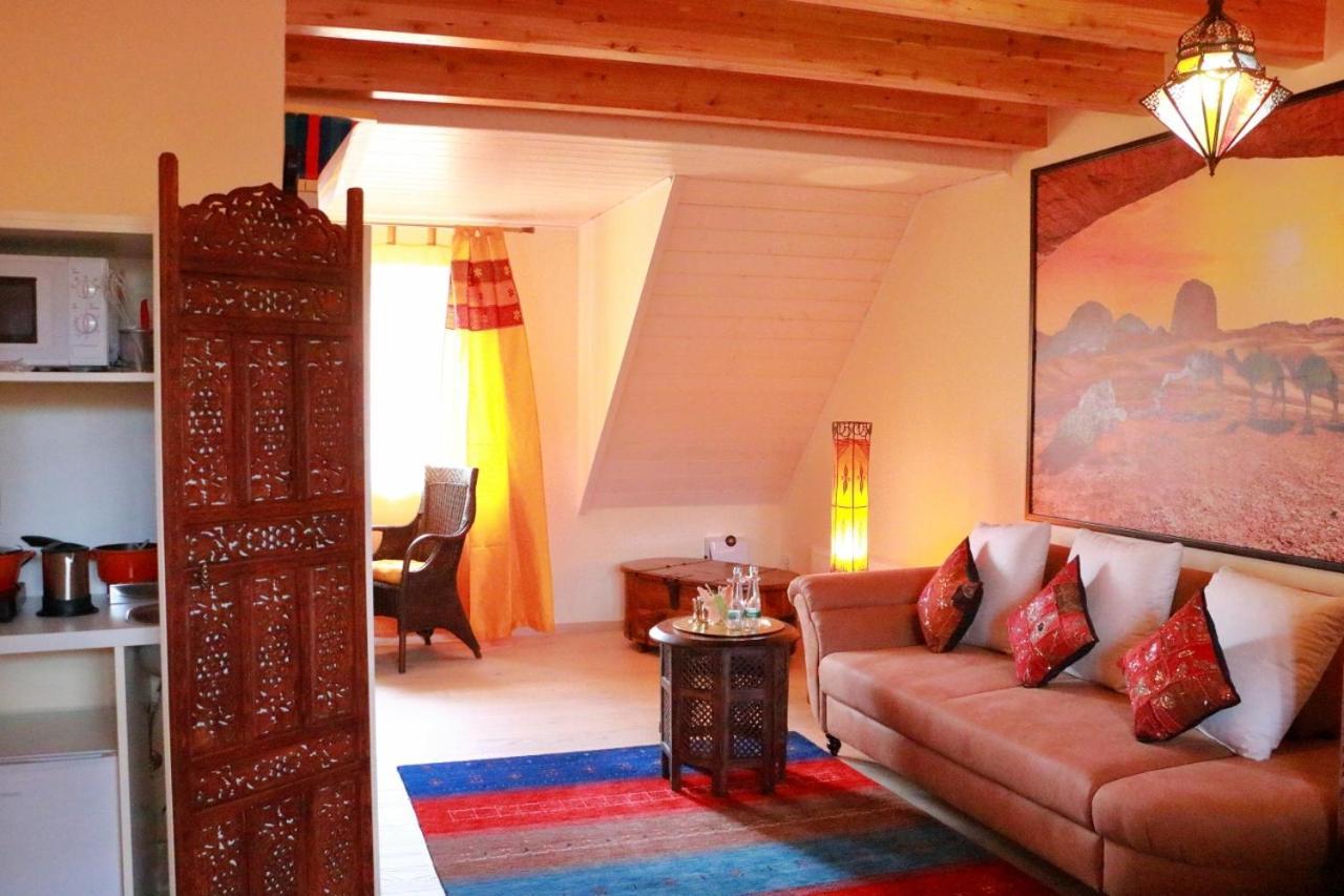 Cleo'S Hotel Kallstadt Bagian luar foto